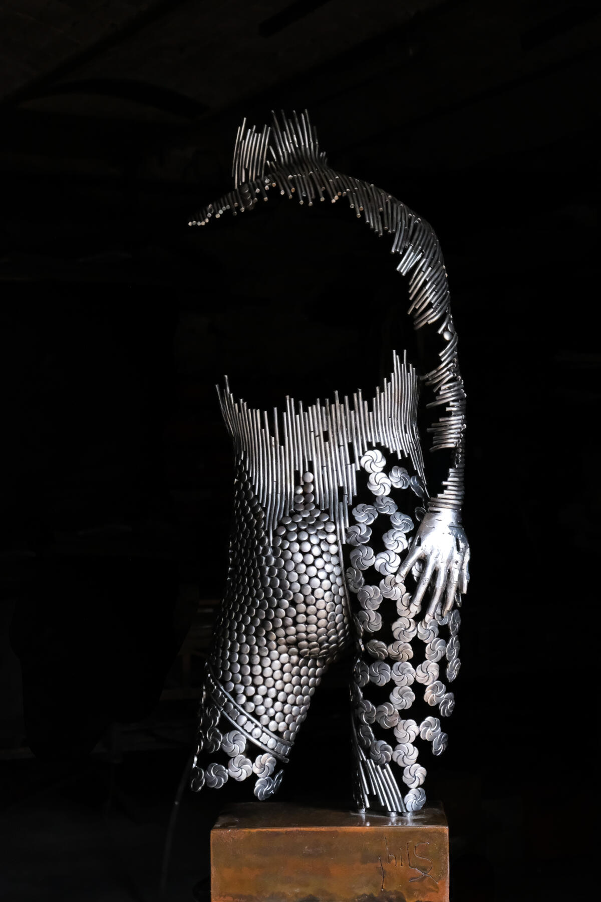 See "Androméde" of Philippe Mougin